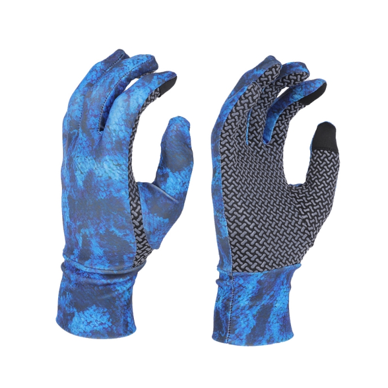 COMFORTABLE & BREATHABLE SPORTS GLOVES