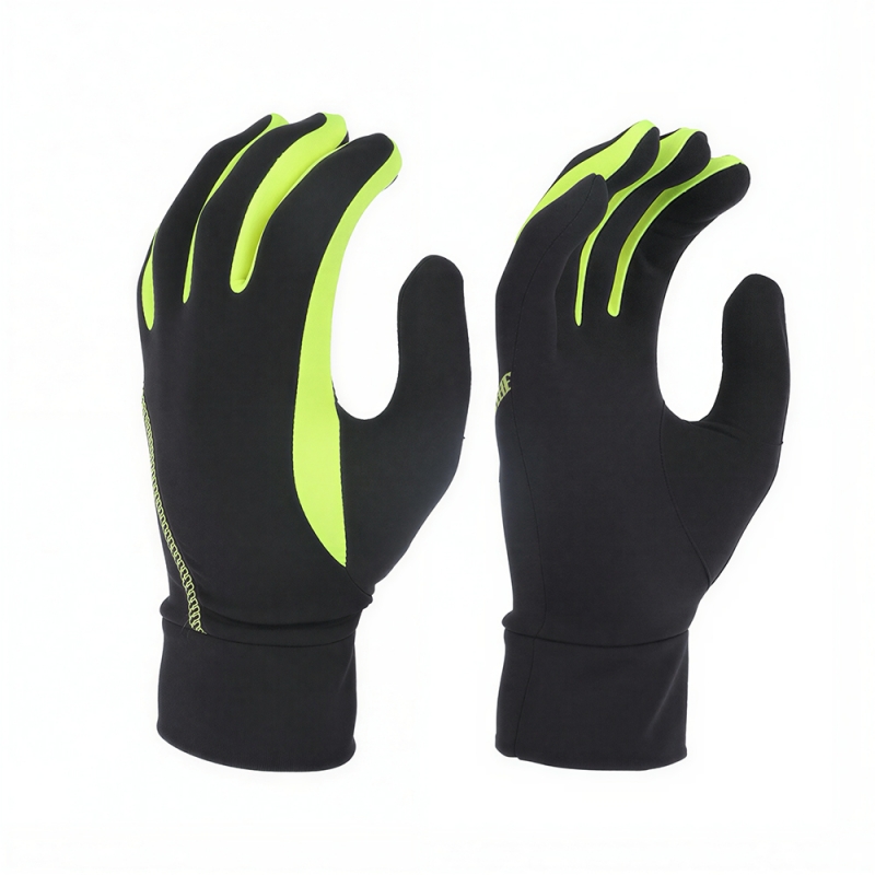 COMFORTABLE & BREATHABLE SPORTS GLOVES